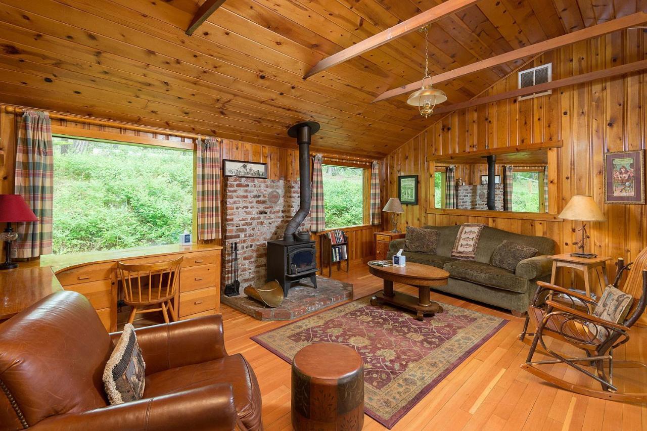Lake Creek Lodge Бенд Екстериор снимка