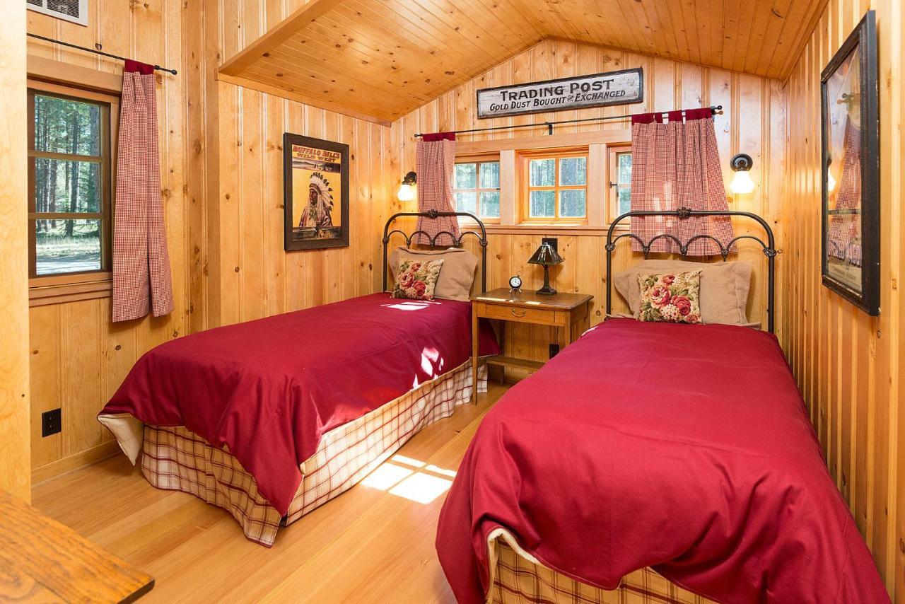 Lake Creek Lodge Бенд Екстериор снимка