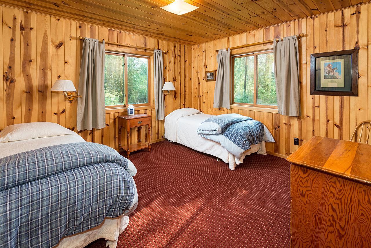 Lake Creek Lodge Бенд Екстериор снимка
