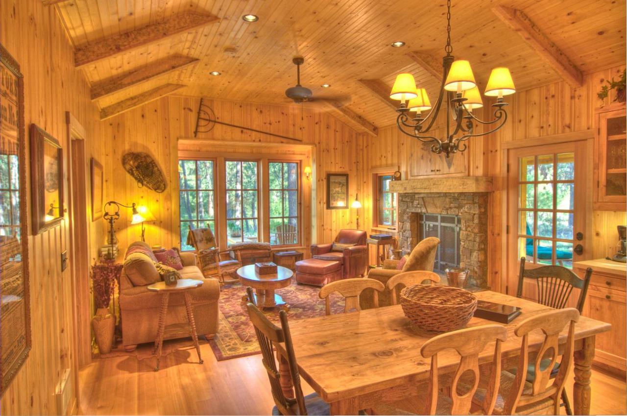 Lake Creek Lodge Бенд Екстериор снимка
